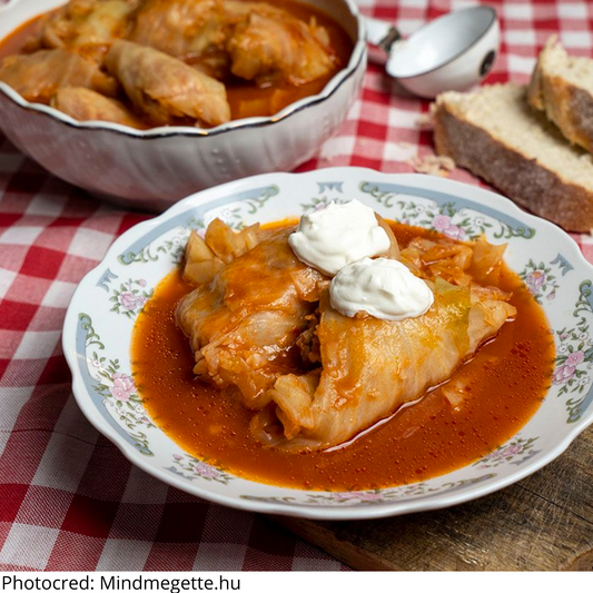 Töltött Káposzta fyllda ungerska kåldolmar